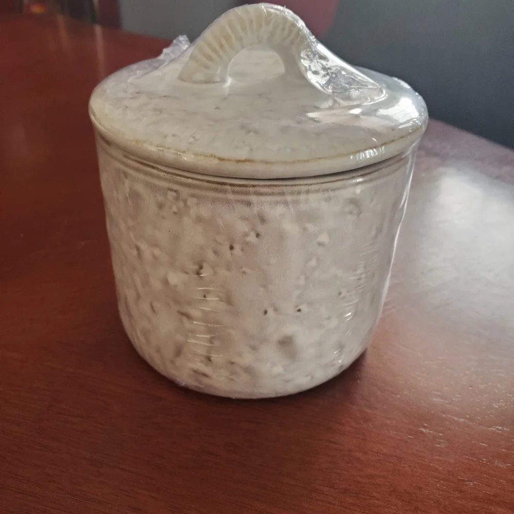 Ceramic crock